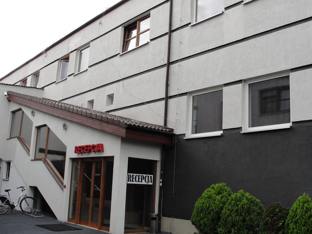 Hotel Sunny Poznan Exterior foto
